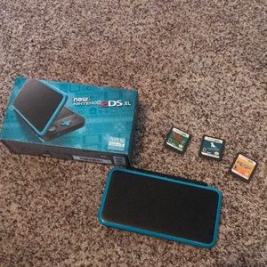 Nintendo 2DS XL